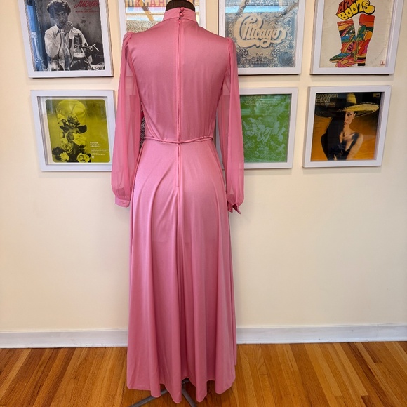 Vintage 70s Pink High-Neck Lace Long Sleeve Vintage Dress - Picture 2 of 11